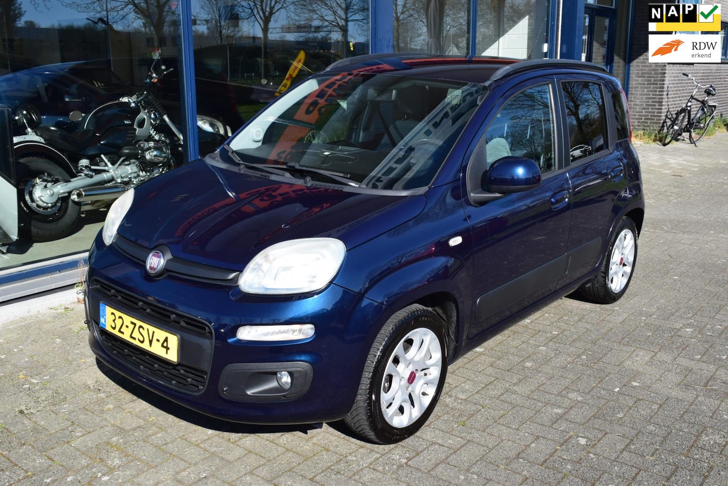 Fiat Panda - 0.9 TwinAir Lounge airco - AutoWereld.nl
