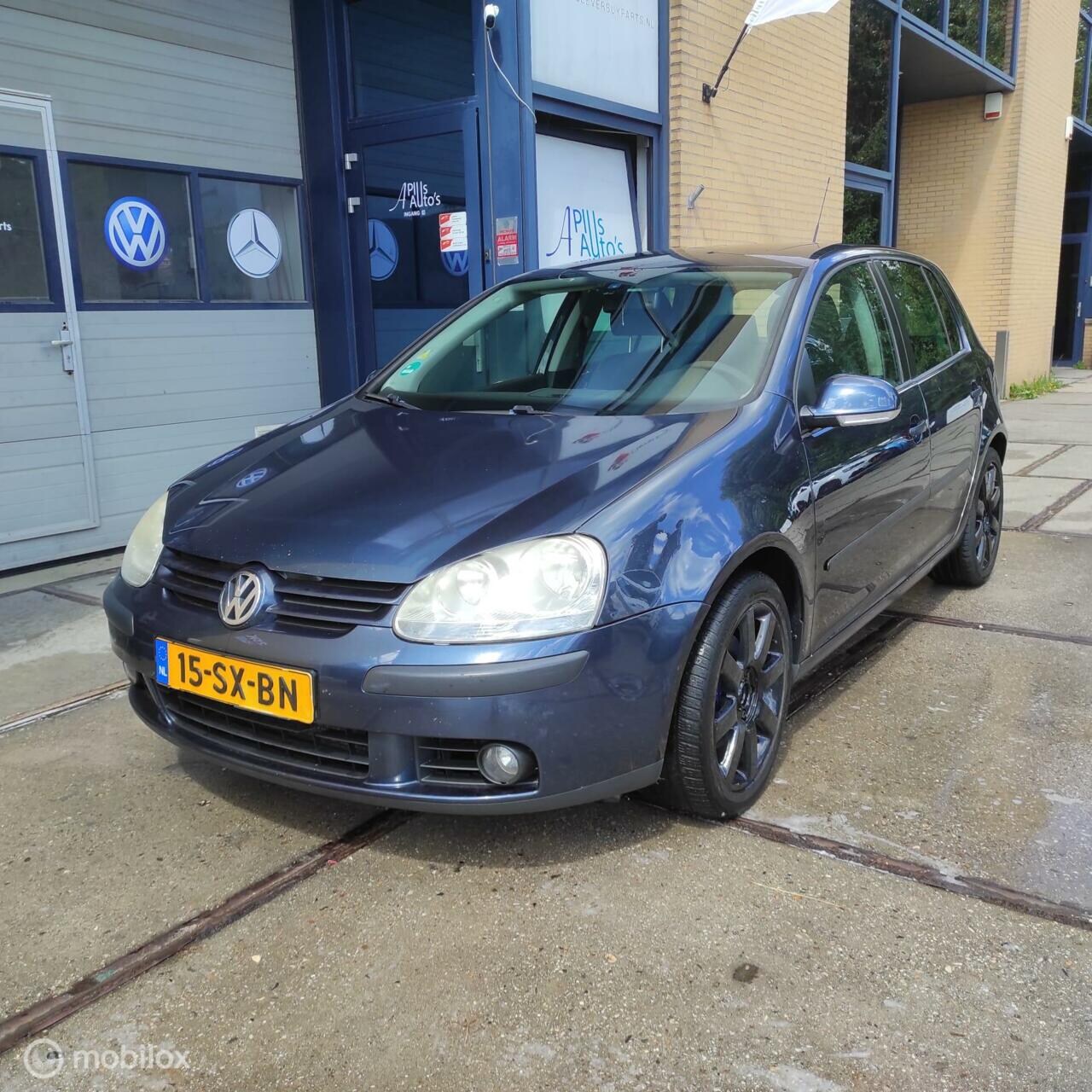 Volkswagen Golf - 2.0 FSI Comfortline Automaat - AutoWereld.nl