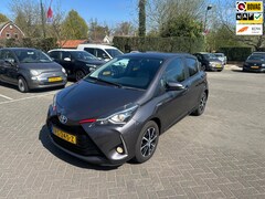 Toyota Yaris - 1.5 Hybrid Design Sport , navigatie , camera , automaat