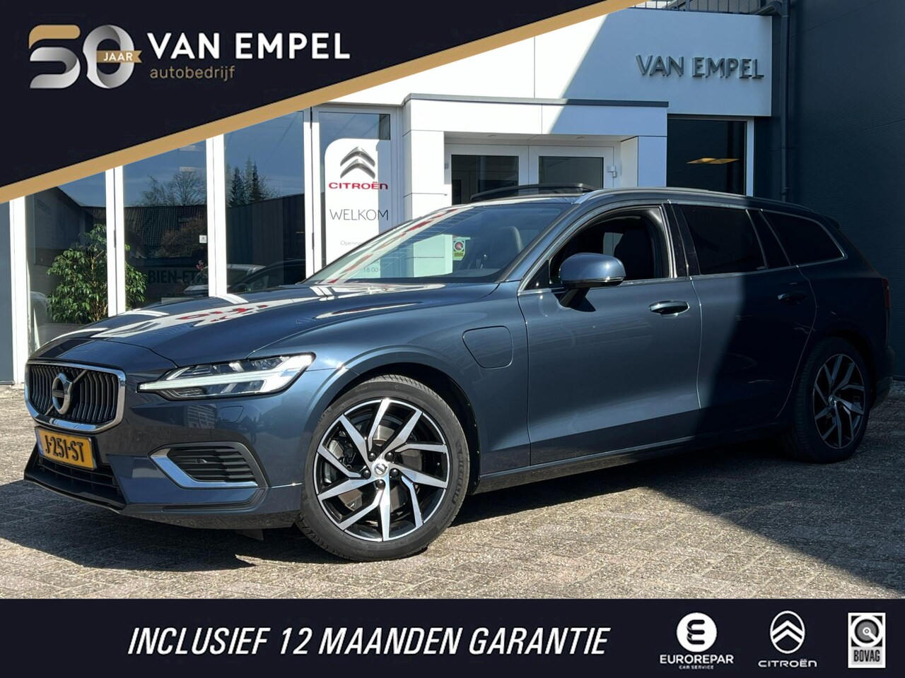 Volvo V60 - 2.0 T8 Recharge 390pk AWD Inscription | NL-auto | Trekhaak | Schuif- Kanteldak | Elektrisc - AutoWereld.nl