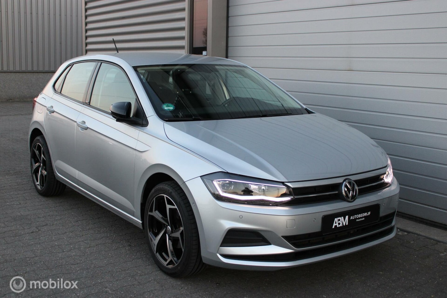 Volkswagen Polo - 1.0 TSI 95PK Highline LED CARPLAY ACC DCC - AutoWereld.nl