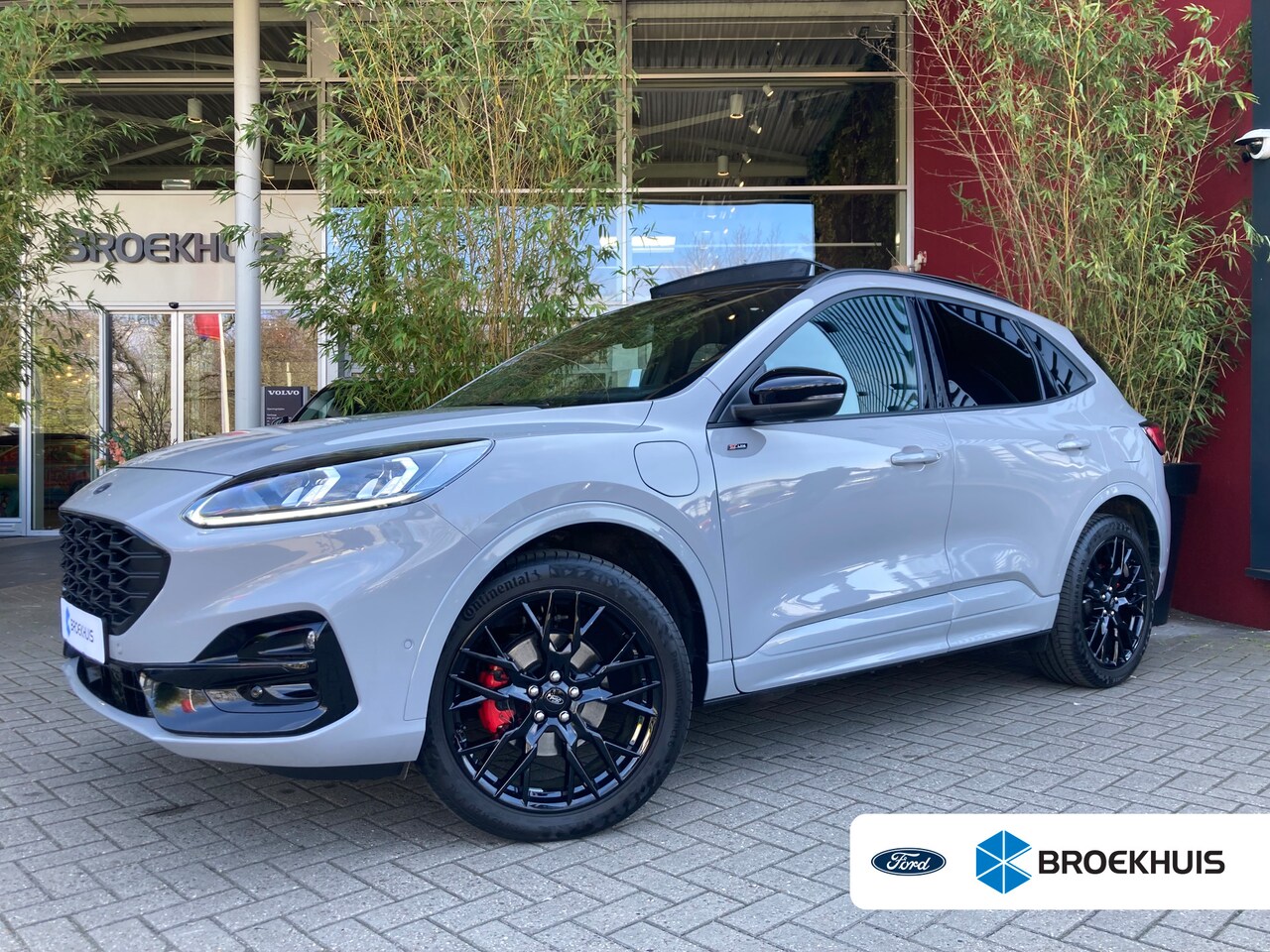 Ford Kuga - 2.5 PHEV Graphite Tech Edition Pano | Black Pack | Stoel+stuurverw. | Head-Up | 20'' - AutoWereld.nl