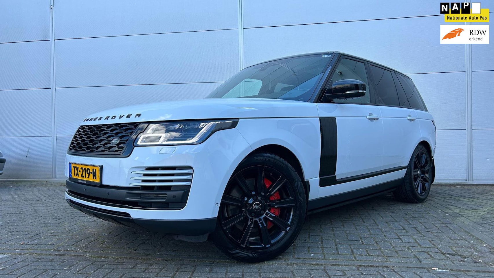 Land Rover Range Rover - 2.0 P400e Vogue Aut, 1e Eig, BTW, Pano - AutoWereld.nl