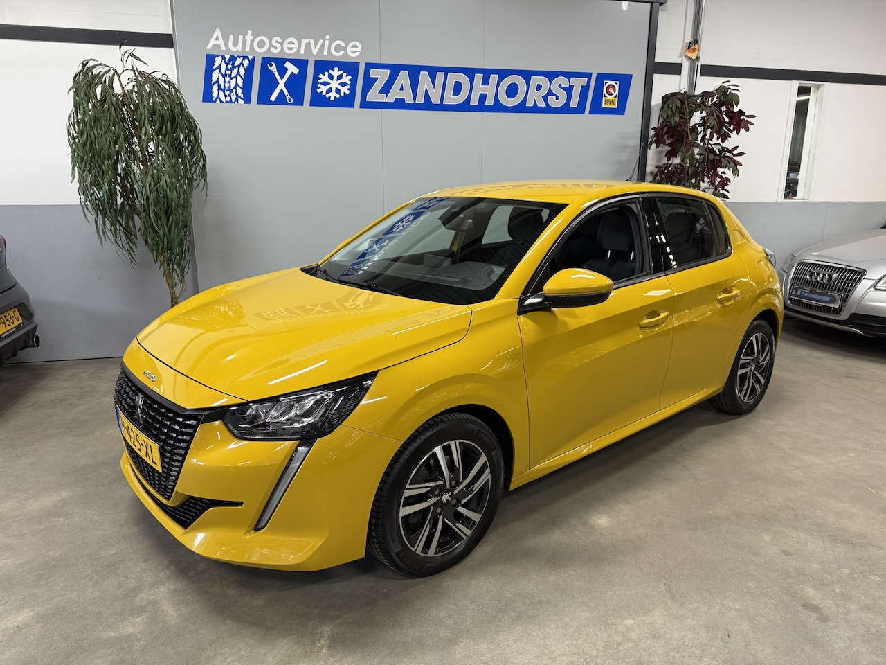 Peugeot 208 - 1.2 PureTech Allure 1.2 PureTech Allure - AutoWereld.nl