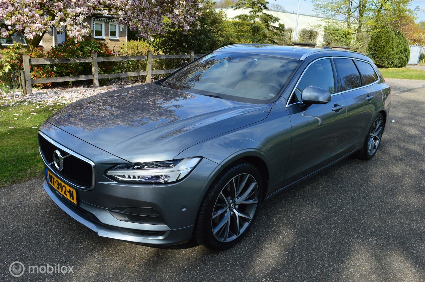 Volvo V90 - 2.0 D4 Momentum Virtual 2017 - AutoWereld.nl