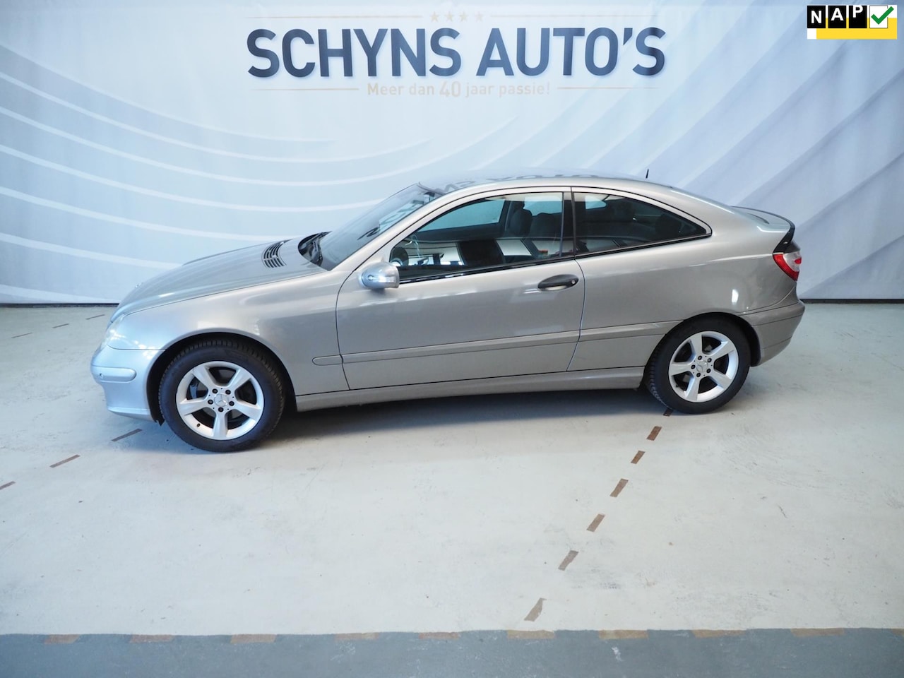Mercedes-Benz C-klasse Sportcoupé - 200 K. Autom. - AutoWereld.nl
