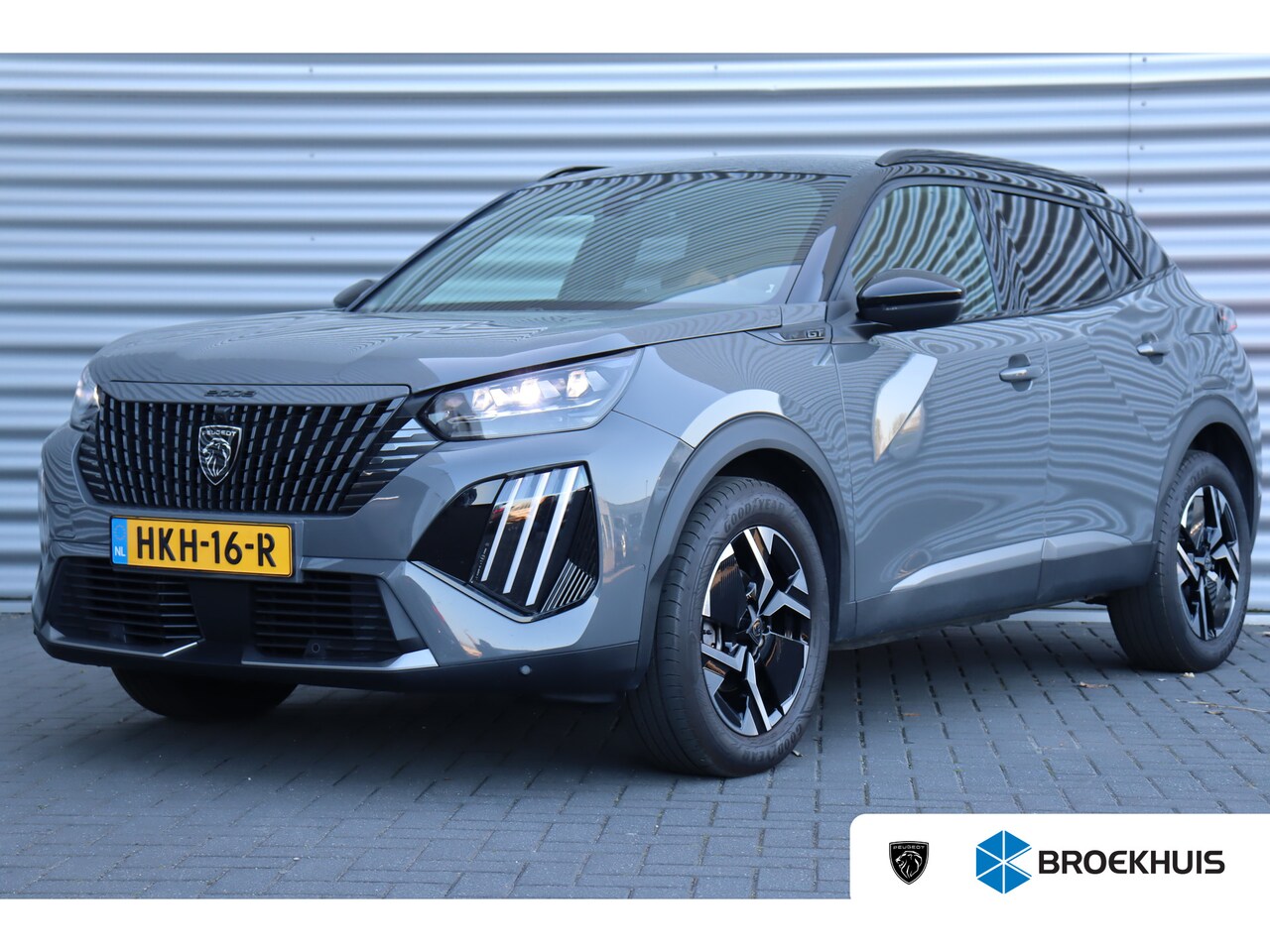 Peugeot 2008 - 1.2 PURETECH 130PK GT PACK AUTOMAAT / NAVI / LEDER / CLIMA / LED / PDC / 17" LMV / KEYLESS - AutoWereld.nl
