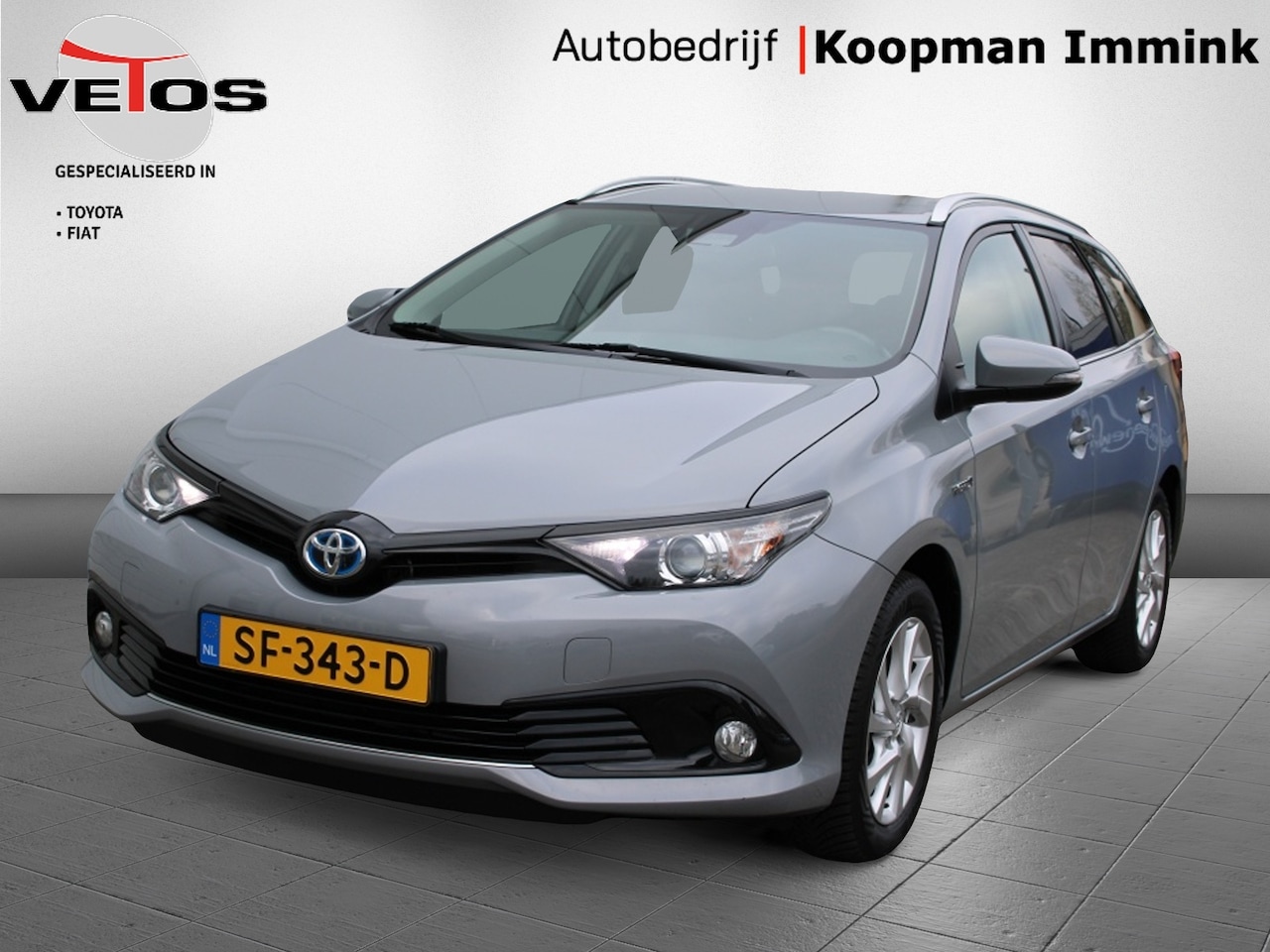 Toyota Auris Touring Sports - 1.8 Hybride Dynamic TS - AutoWereld.nl