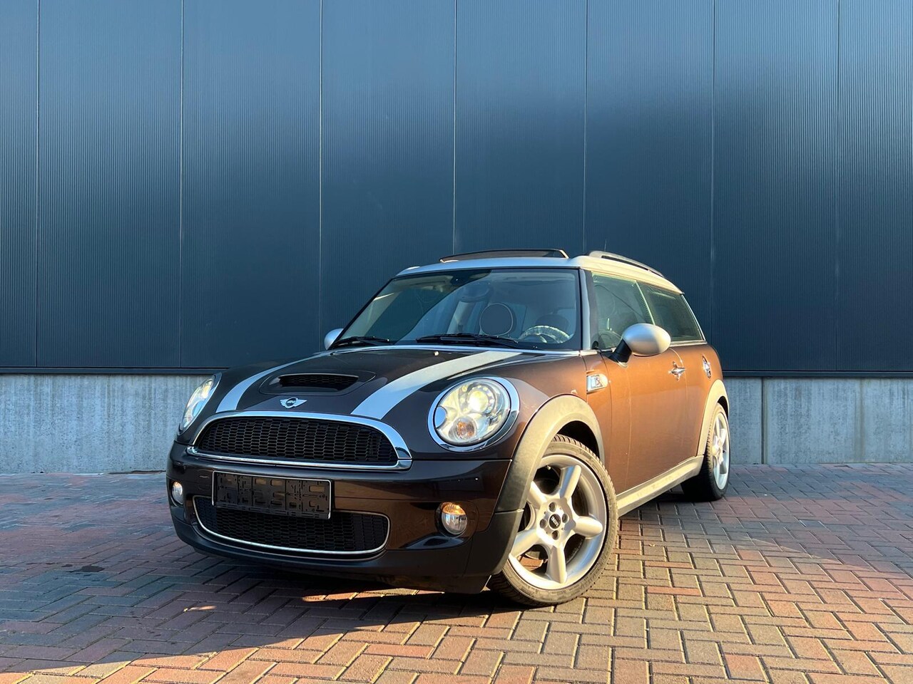 MINI Clubman - Mini 1.6 Cooper S Chili * Navi * Pano * Cruise * Leer * 1e-Eig * Dealer Onderhouden - AutoWereld.nl