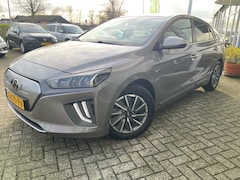 Hyundai IONIQ - Premium EV 38 kWh, Nav, Carplay, Leder, Stoelverwarming