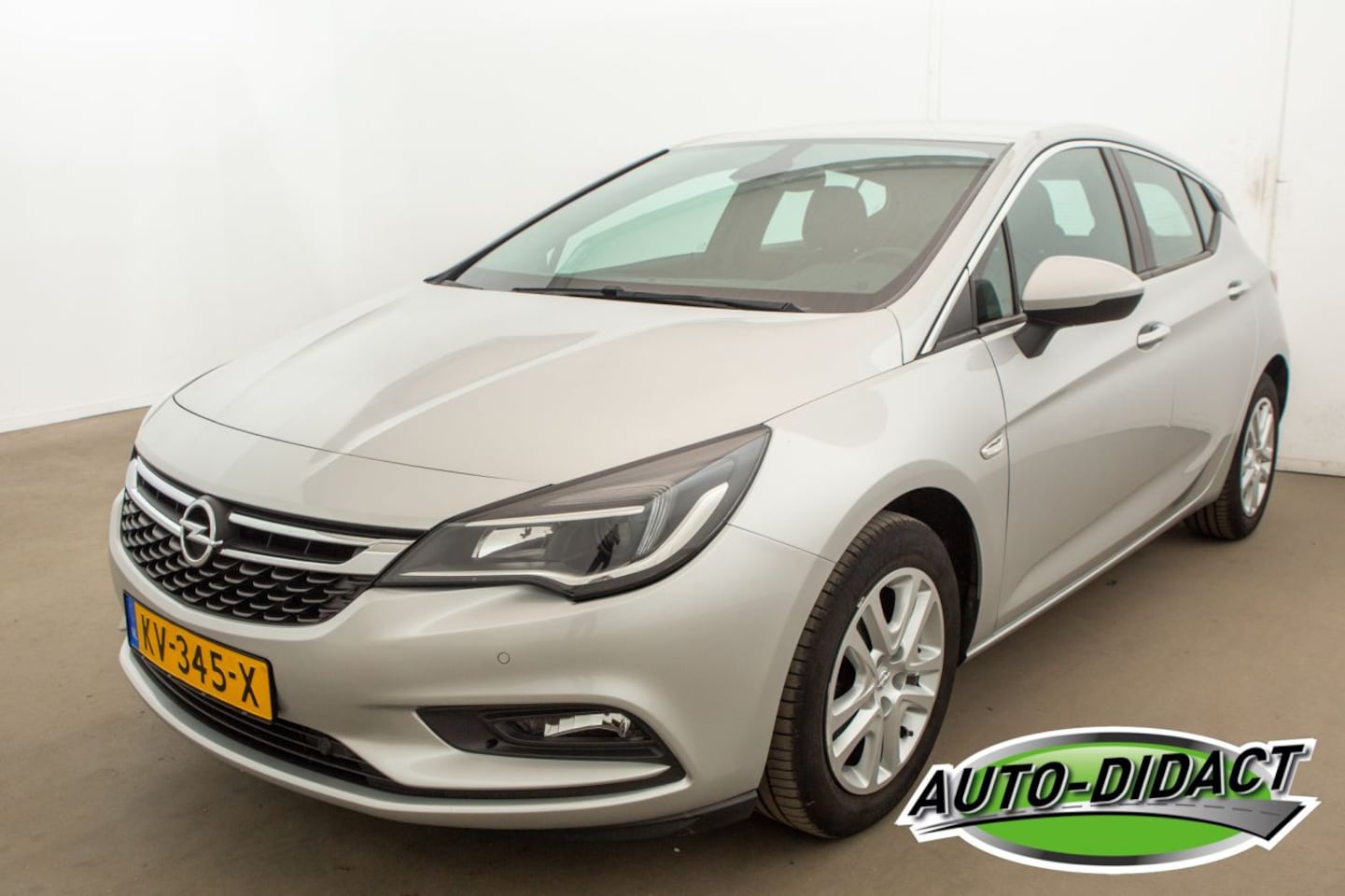 Opel Astra - 1.4 Edition Navi - AutoWereld.nl