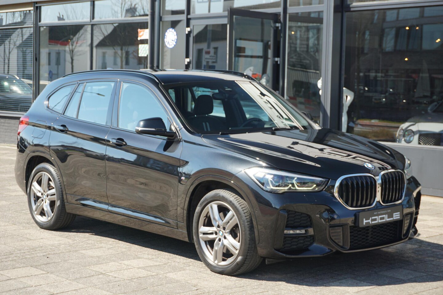 BMW X1 - xDrive25e High Executive | M Sport - AutoWereld.nl