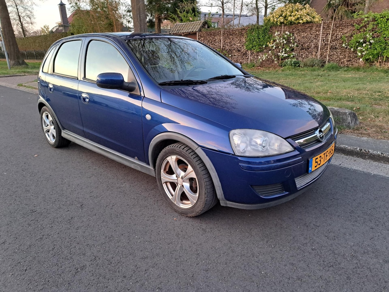 Opel Corsa - 1.2-16V Silverline *Groot onderhoud, APK bij verkoop* - AutoWereld.nl