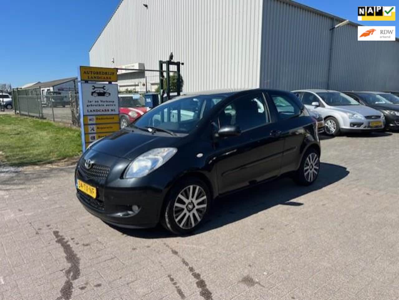 Toyota Yaris - 1.3 VVT-i Sol 1.3 VVTi Sol - AutoWereld.nl