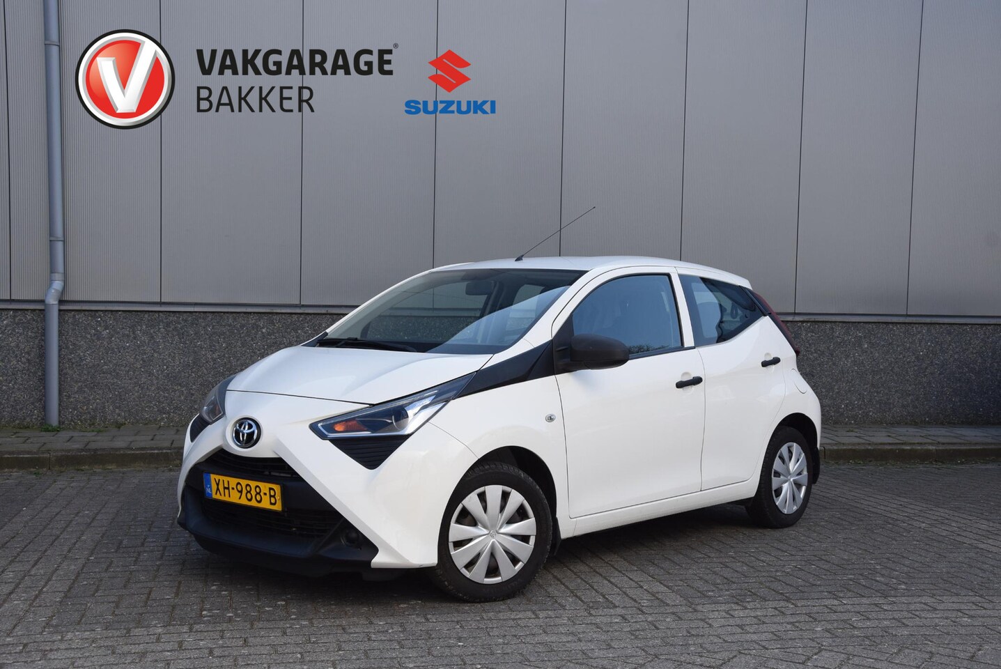 Toyota Aygo - 1.0 VVT-i x-fun | Cruise control | Airco | start & stop systeem | - AutoWereld.nl