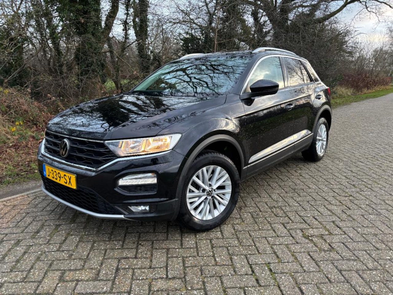Volkswagen T-Roc - TSI Style 116PK Adapt.cruise, Navi - AutoWereld.nl