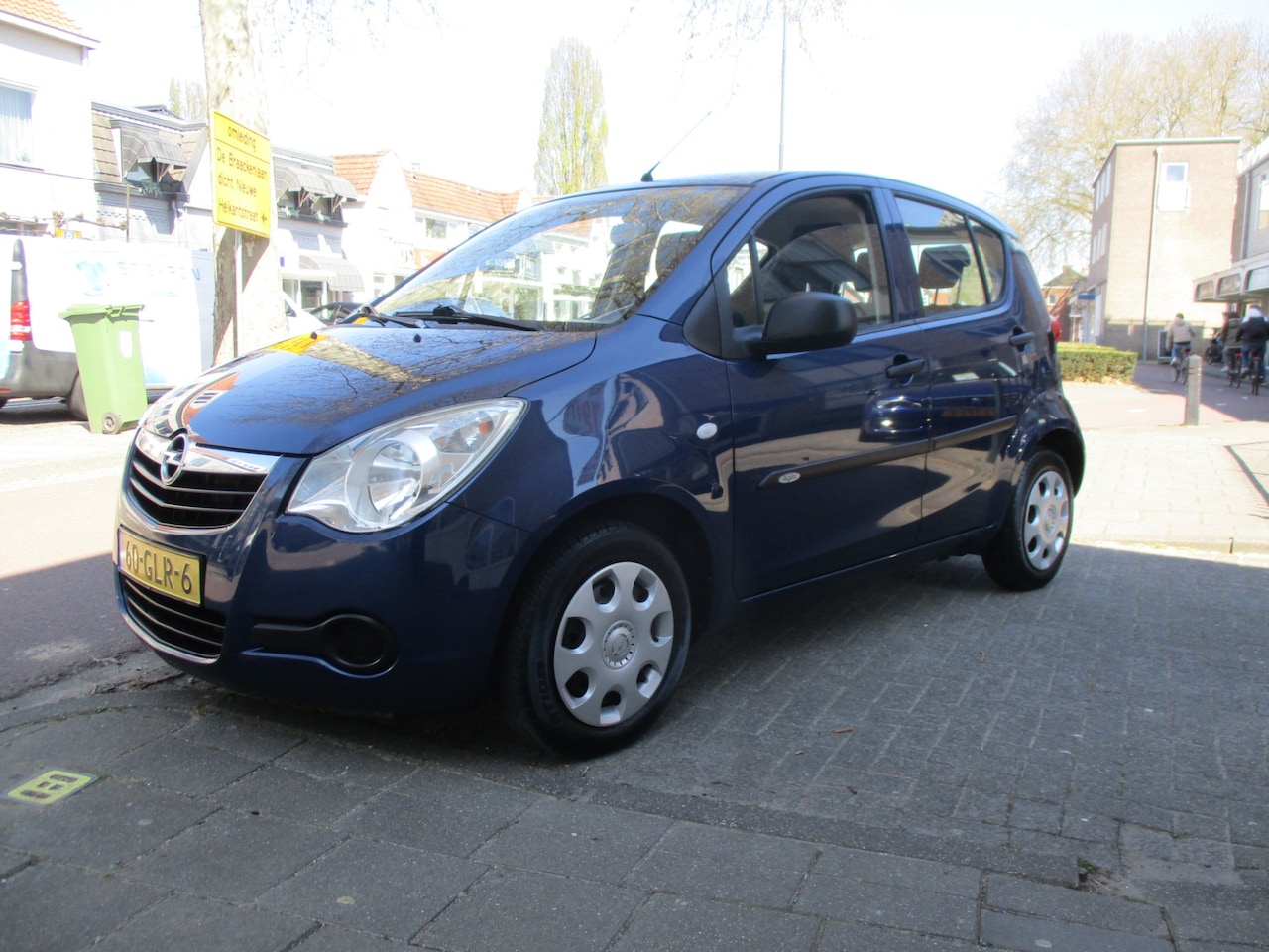 Opel Agila - 1.0 Essentia 5-drs / i.z.g.st / 80dkm - AutoWereld.nl