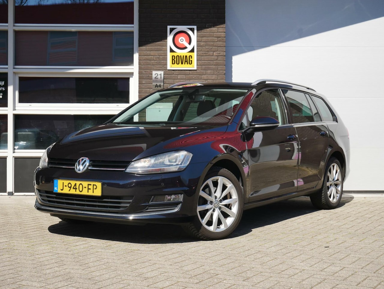 Volkswagen Golf Variant - 1.4 TSI Business Edition Highline| Camera| Navi+BT| Leder - AutoWereld.nl