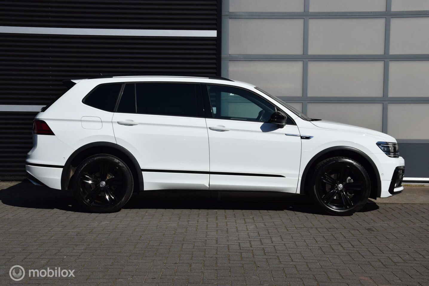 Volkswagen Tiguan Allspace - 1.5 TSI ACT Highline Business R Black style Dynaudio trekhaak
