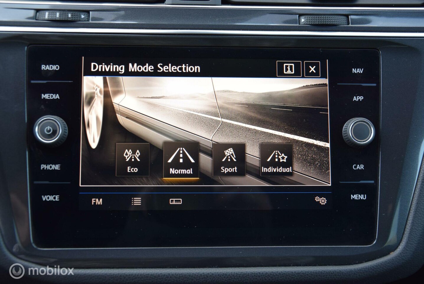 Volkswagen Tiguan Allspace - 1.5 TSI ACT Highline Business R Black style Dynaudio trekhaak
