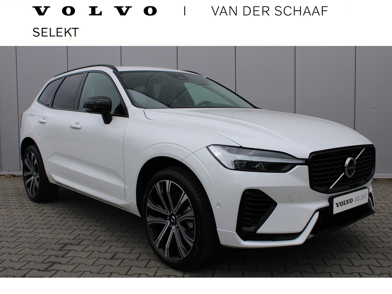 Volvo XC60 - T8 Plug-in hybrid AWD Plus Dark | 21" Velgen | 360 graden camera | Harman Kardon - AutoWereld.nl