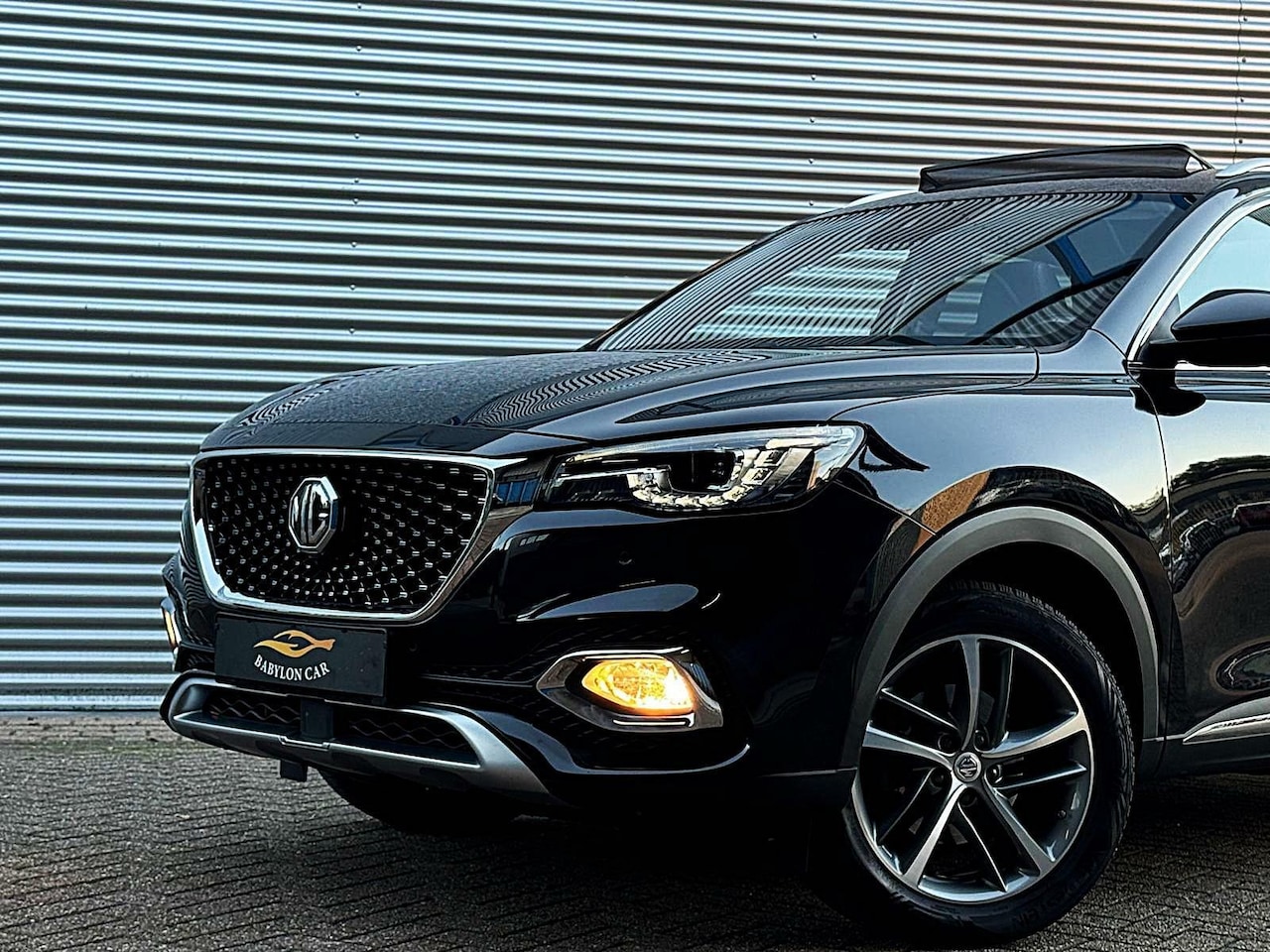 MG EHS - 1.5 TGDI Luxury/Plug-in/Hybrid/Panodak/Navi/Leder/Led/Carplay/360 Camera - AutoWereld.nl