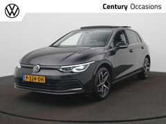 Volkswagen Golf - 1.5 TSI Style / Panodak / Camera / Elek. Stoel / Adap. Cruise