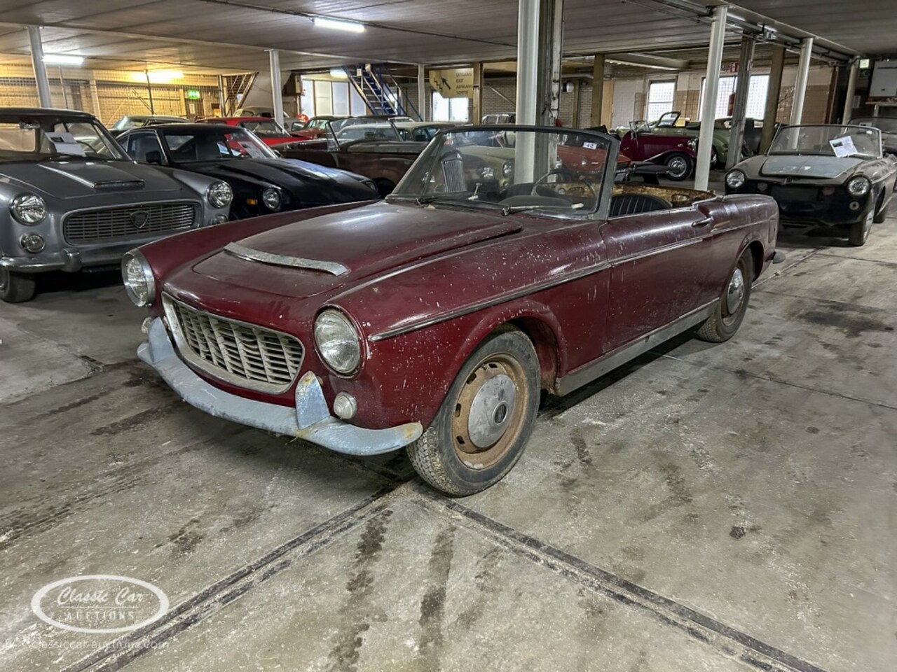 Fiat Spider - OSCA Spider  - ONLINE AUCTION - AutoWereld.nl