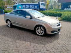 Opel Astra TwinTop - 1.8 Enjoy