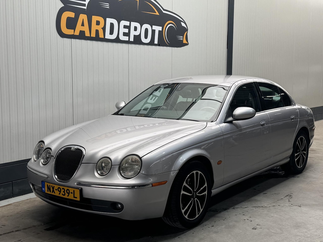 Jaguar S-type - 2.5 V6 Executive 2.5 V6 Executive - AutoWereld.nl