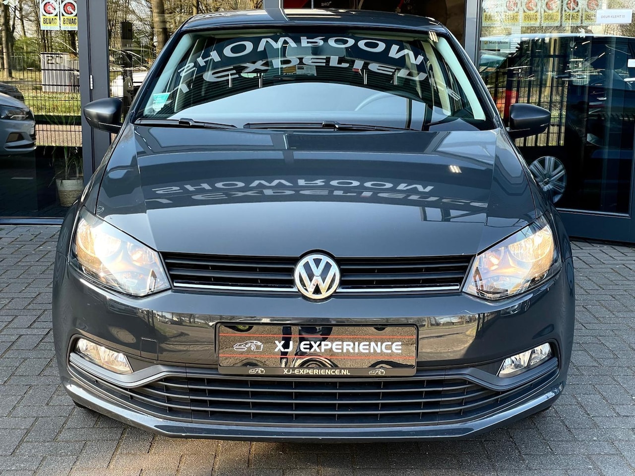 Volkswagen Polo - 1.0 Bluemotion / Nardo / 2017 / Weinig KM!! - AutoWereld.nl