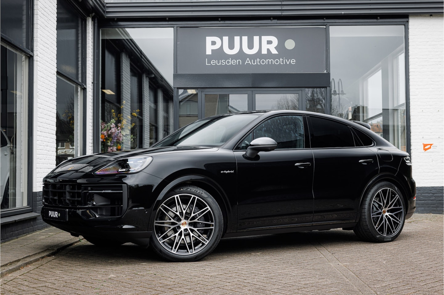 Porsche Cayenne Coupé - 3.0 E-Hybrid Sport Design 360-view - Trekhaak - Luchtvering PASM - AutoWereld.nl