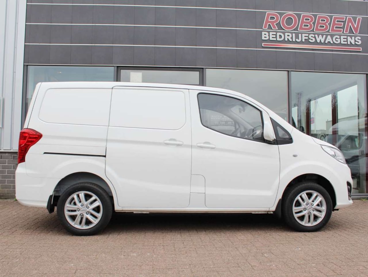 BYD ETP3 - Standard 45 kWh Elektrishe Bestelbus Nieuw - AutoWereld.nl