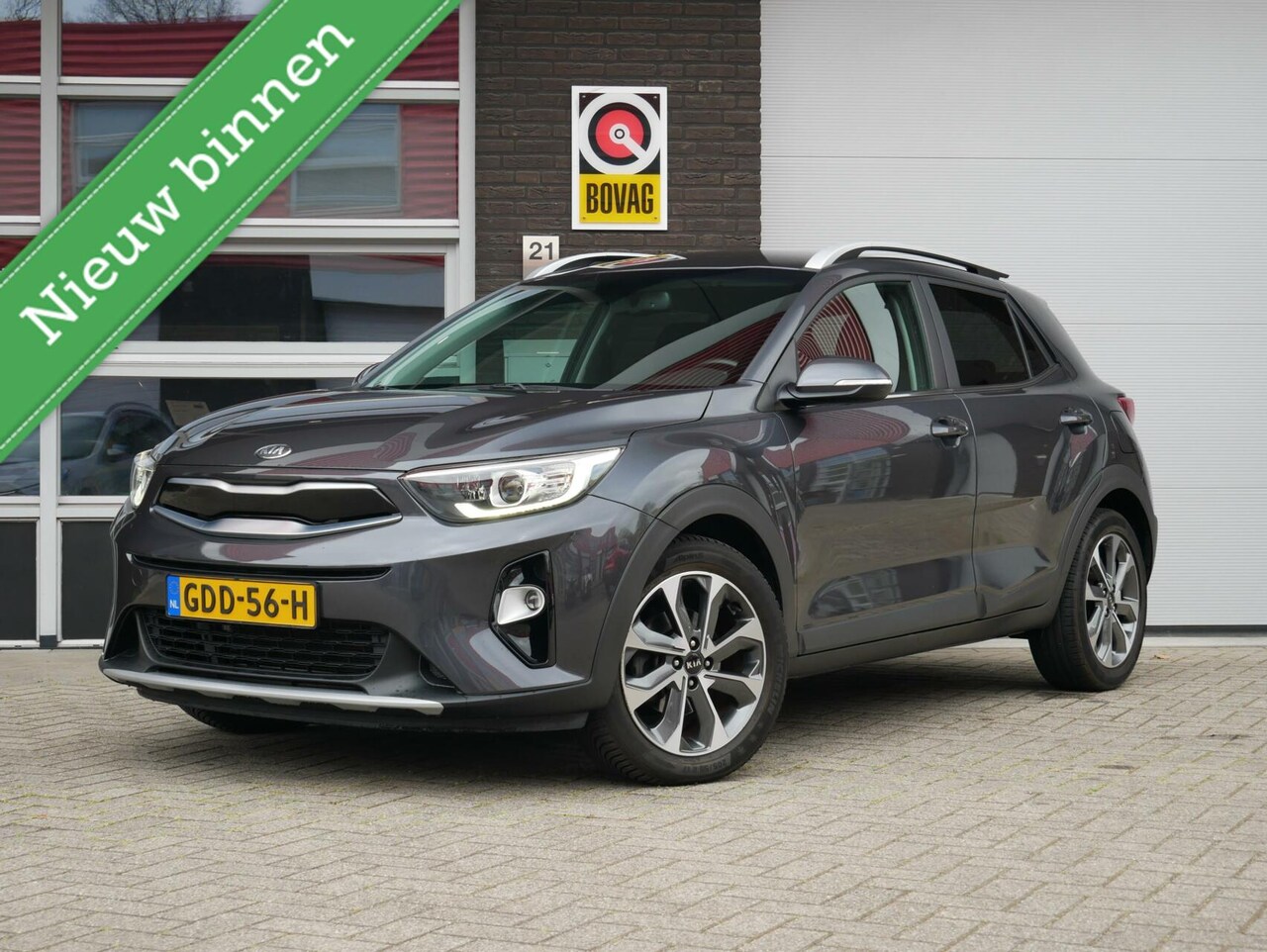 Kia Stonic - 1.4 MPi Automaat| Navi+BT| Camera| Cruise| 1e Eigenaar - AutoWereld.nl