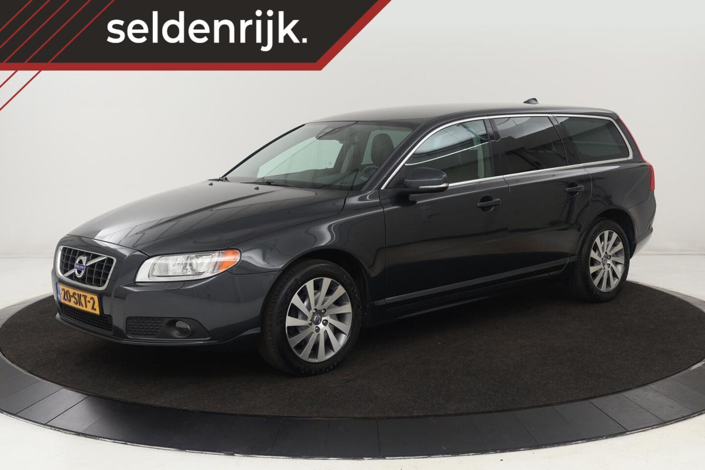 Volvo V70 - 2.0 D3 Limited Edition | Leder | Stoelverwarming | Trekhaak | Navigatie | Xenon | Bluetoot - AutoWereld.nl