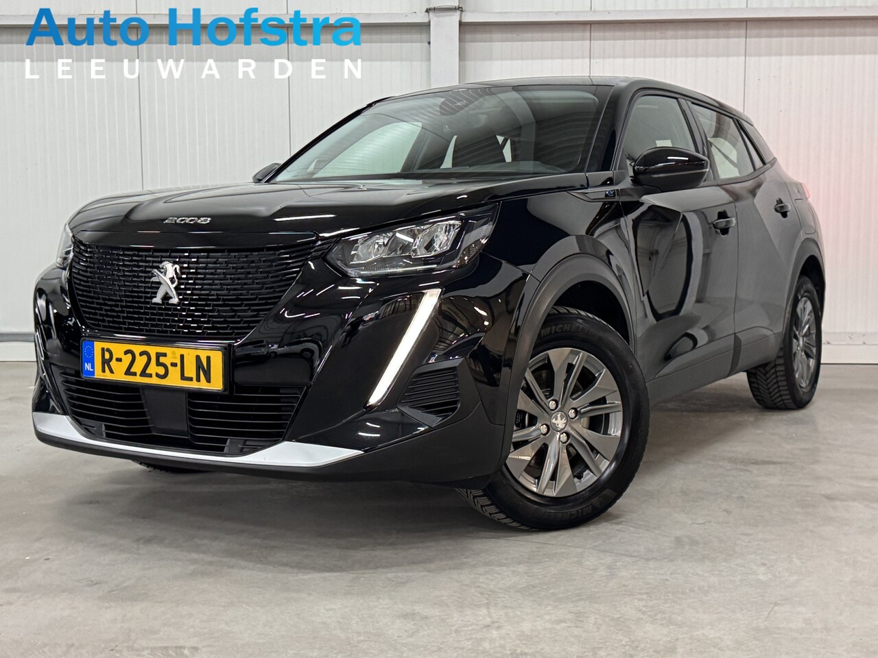 Peugeot e-2008 - EV Active Pack 50 kWh APPLE/ANDROID CAMERA NAVI CLIMA PDC LMV LED - AutoWereld.nl