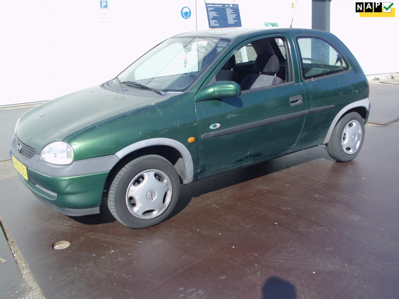Opel Corsa - 1.4i Strada AUTOMAAT - AutoWereld.nl