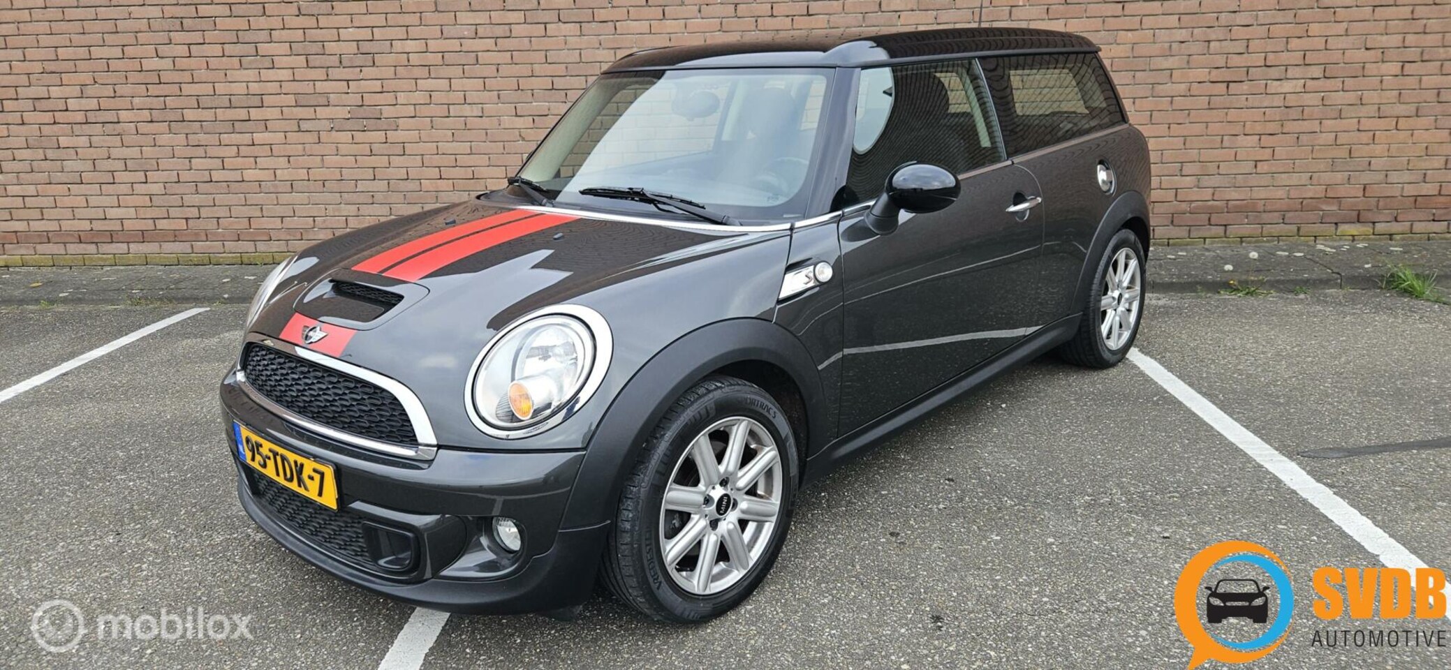 MINI Clubman - 1.6 Cooper S 184pk/6bak/airco/pdc/audio/etc 1.6 Cooper S - AutoWereld.nl