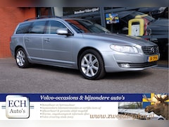 Volvo V70 - 2.0 T4 190 pk Aut. Polar, Leer, Navi, Xenon, Trekhaak