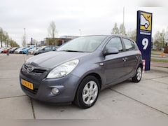Hyundai i20 - 1.6i i-Catcher Airco, Trekhaak, 5drs, NL auto, NAP Lente aanbieding