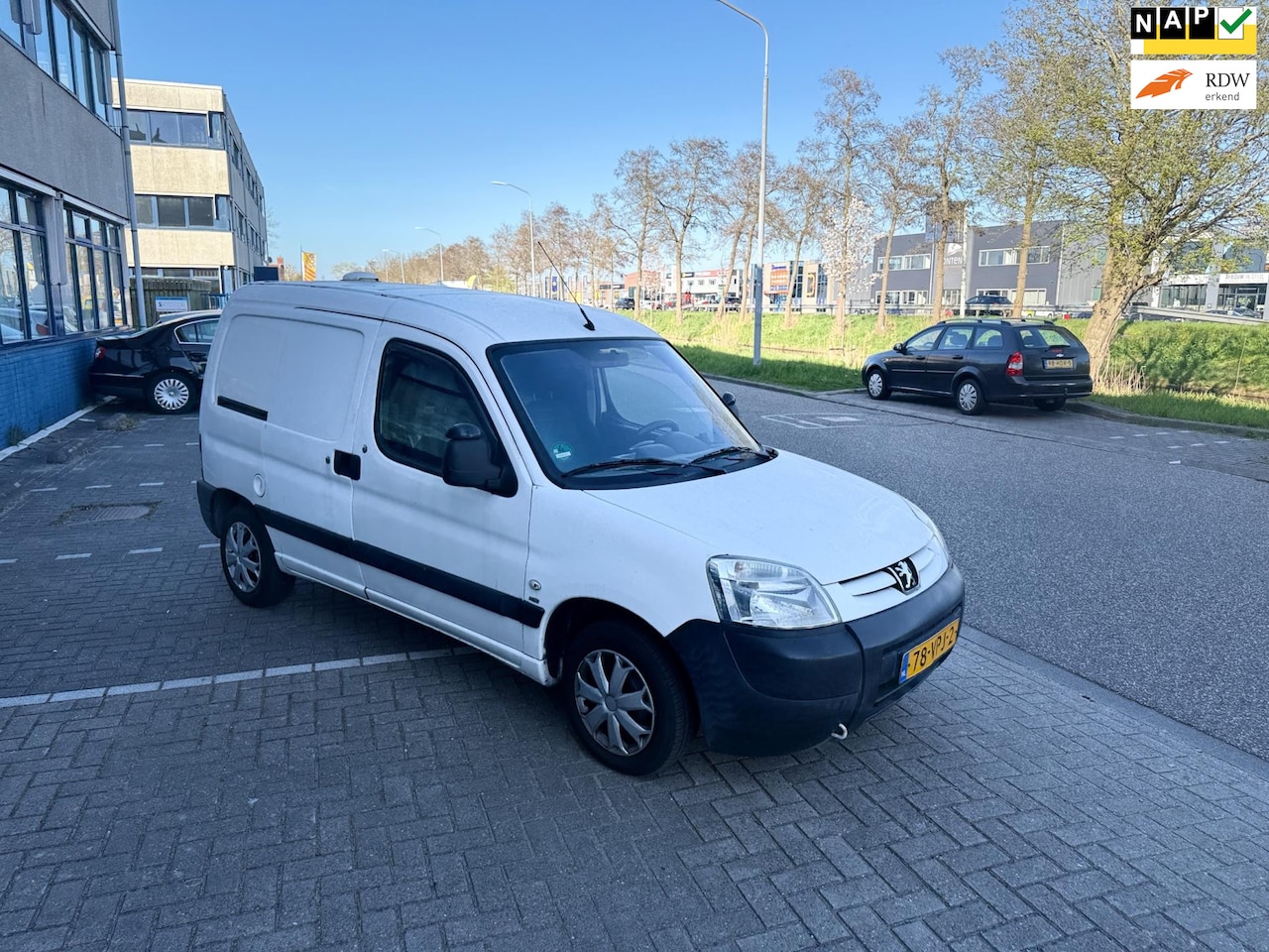 Peugeot Partner - 190C 1.6 HDI airco - AutoWereld.nl