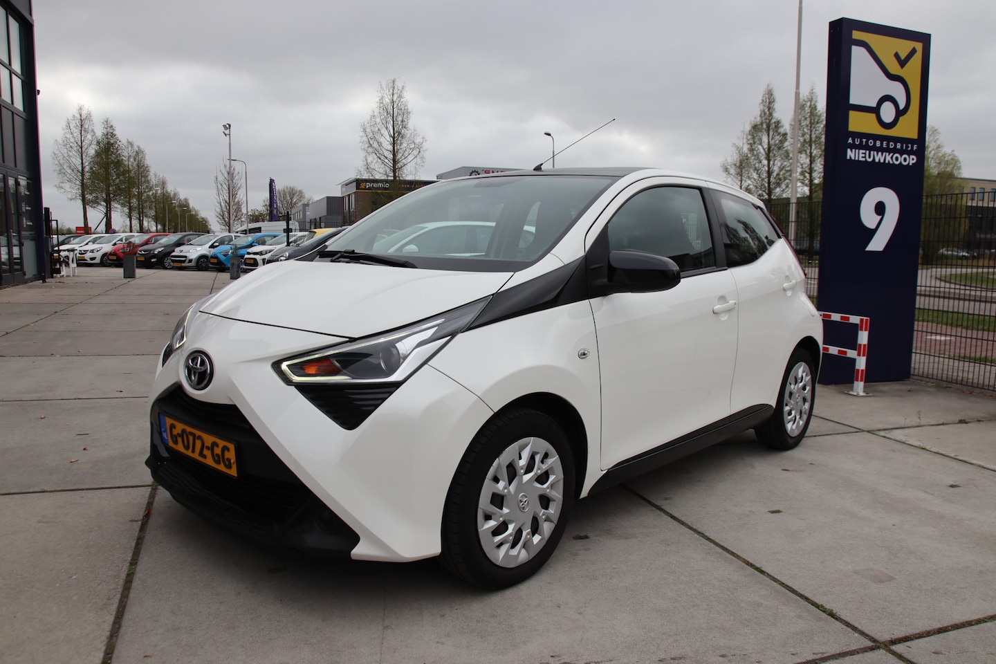 Toyota Aygo - 1.0 VVT-i x-play limited Carplay, Camera, NL, auto, Airco, facelift Lente aanbieding! - AutoWereld.nl