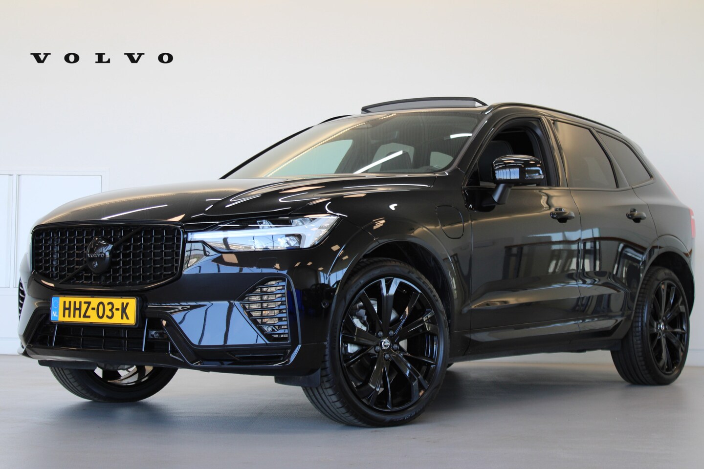 Volvo XC60 - 2.0 T8 Plug-in hybrid AWD Ultra Black Edition | 360° | Stoel&Stuur Verw. | Trekhaak | Geti - AutoWereld.nl