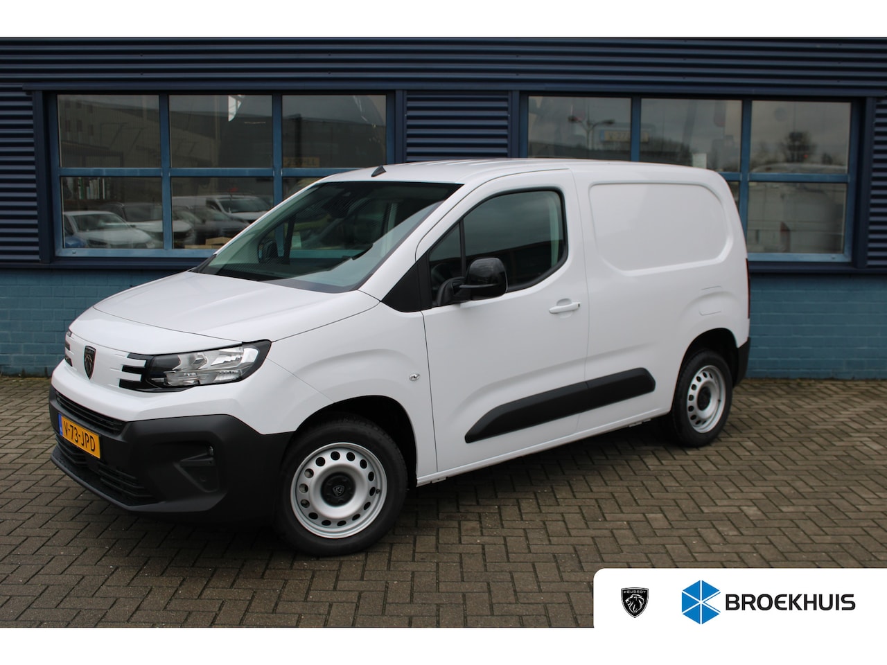 Peugeot Partner - 1.5 BlueHDi 100 PK | NAVI BY APP | BETIMMERING LAADRUIMTE | TREKHAAK | CAMERA | Achteruitr - AutoWereld.nl