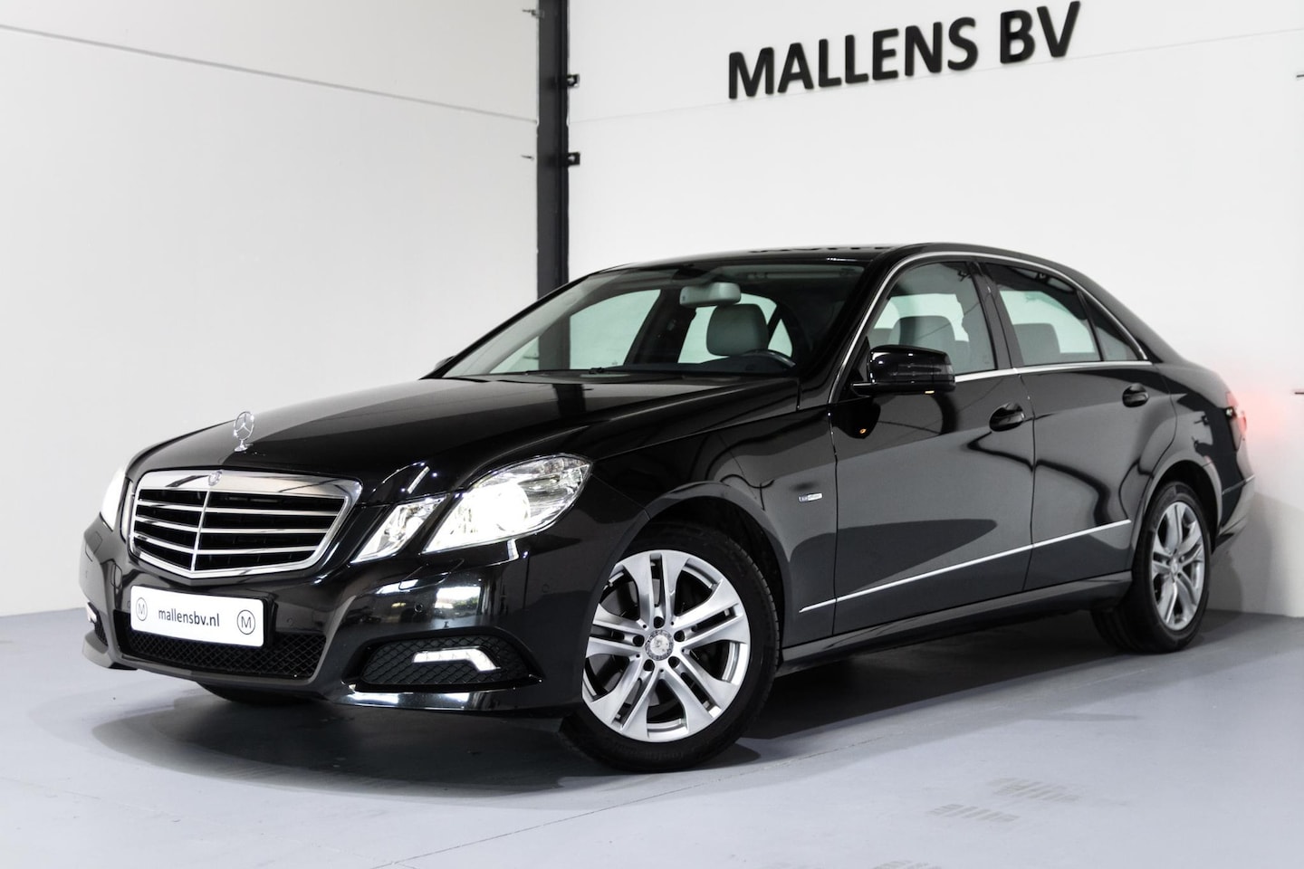 Mercedes-Benz E-klasse - 250 CGI Avantgarde YOUNGT/BTW/SCHUIFDAK/DEALEROH/LEER/XENON - AutoWereld.nl