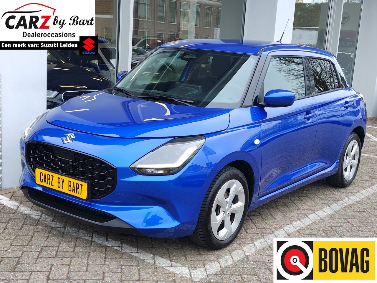 Suzuki Swift - 1.2 SELECT SMART HYBRID AUTOMAAT Navi | Draadloze Carplay | Stoelverwarming - AutoWereld.nl