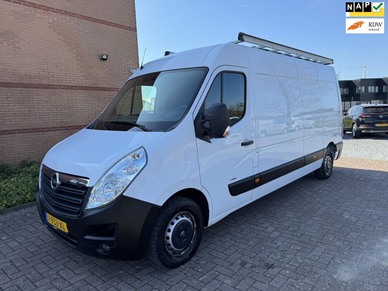Opel Movano - 2.3 CDTI L3H2 2.3 CDTI L3H2, Euro 6, 3 Zits, Inbouw, Imperiaal, Navi, PDC A+C, Trekhaak - AutoWereld.nl