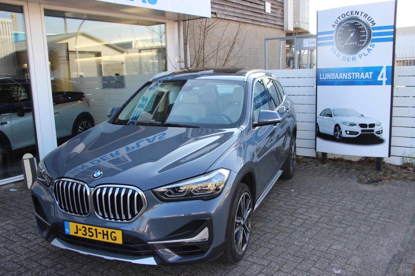BMW X1 - sDrive20i High Executive sDrive20i High Executive - AutoWereld.nl