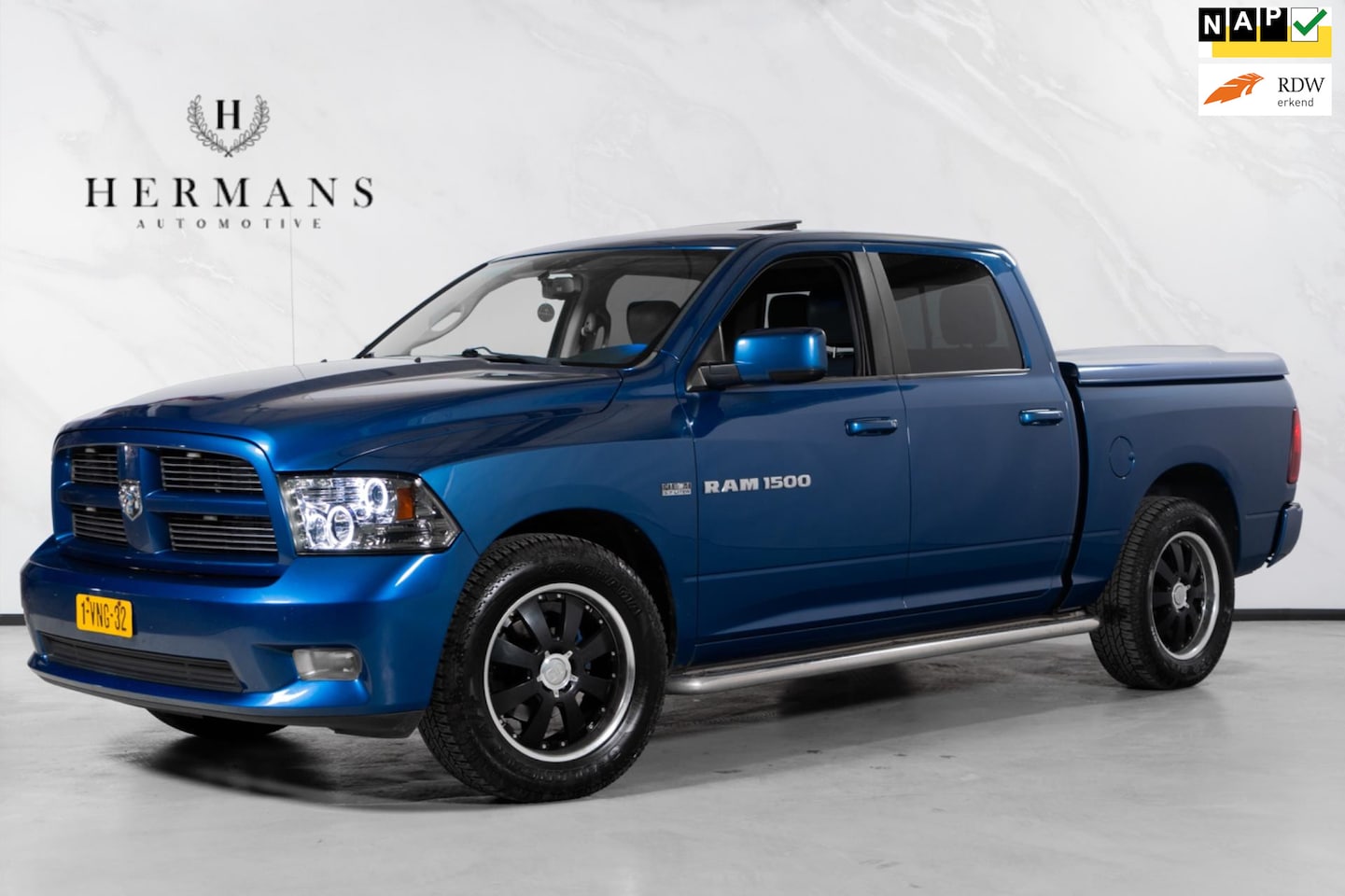 Dodge Ram 1500 - 5.7 V8 4x4 Quad Cab - AutoWereld.nl