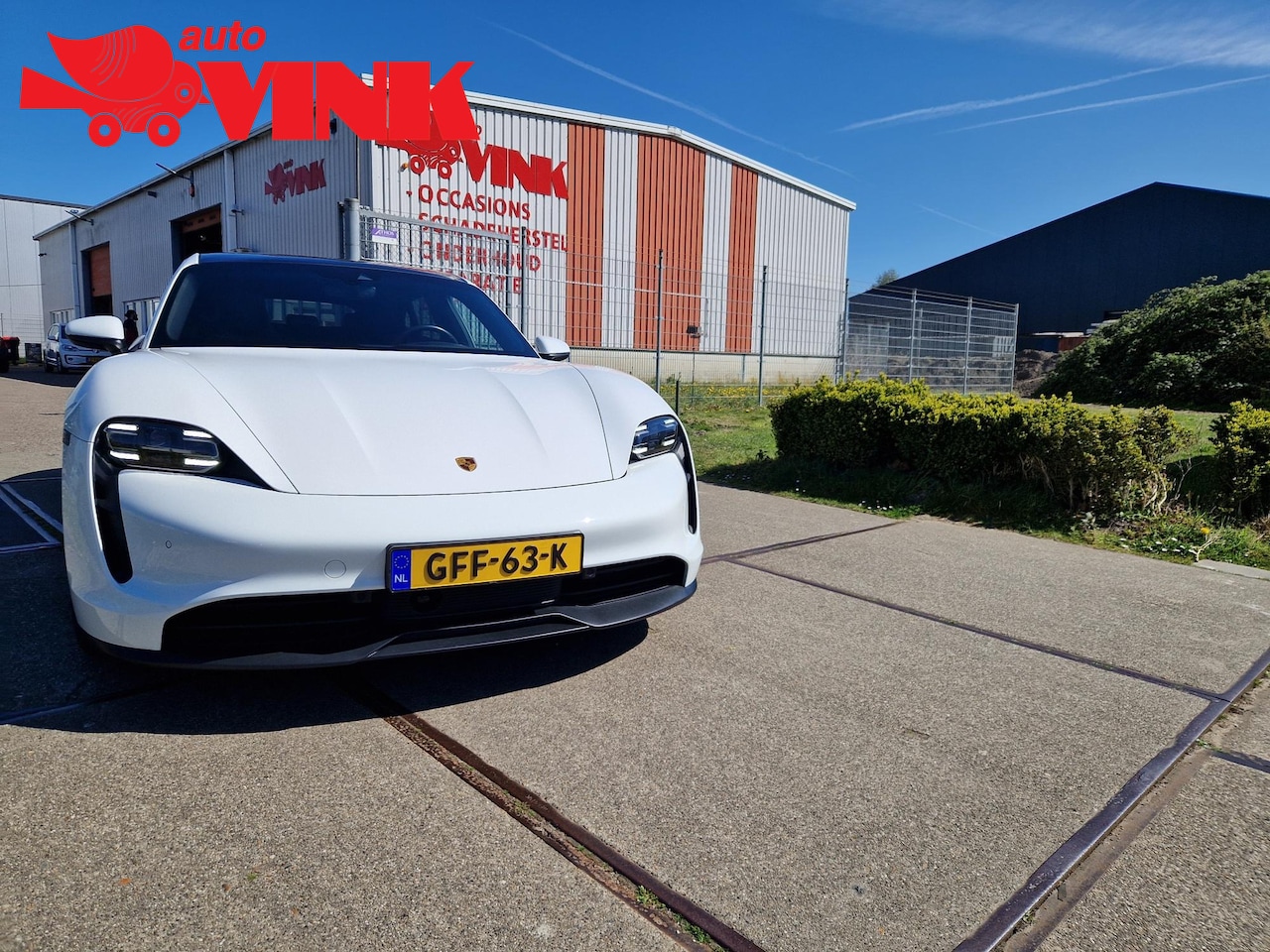 Porsche Taycan Sport Turismo - 4S 93 kWh - AutoWereld.nl